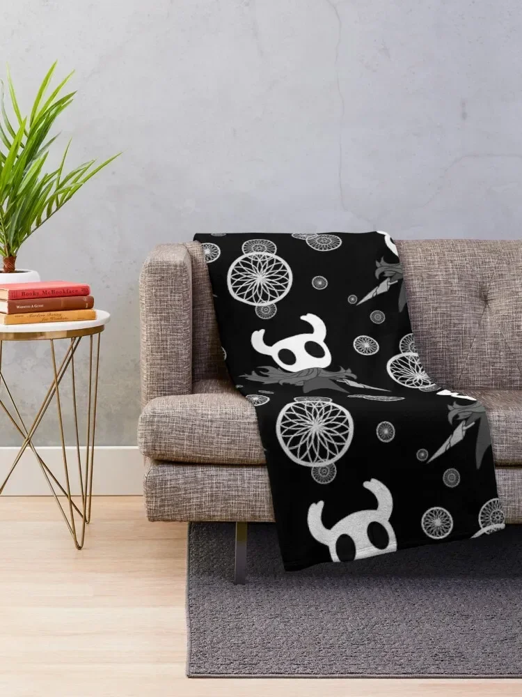 Hollow Knight pattern Throw Blanket Blanket For Decorative Sofa Designer Blankets Dorm Room Essentials Furry Blankets