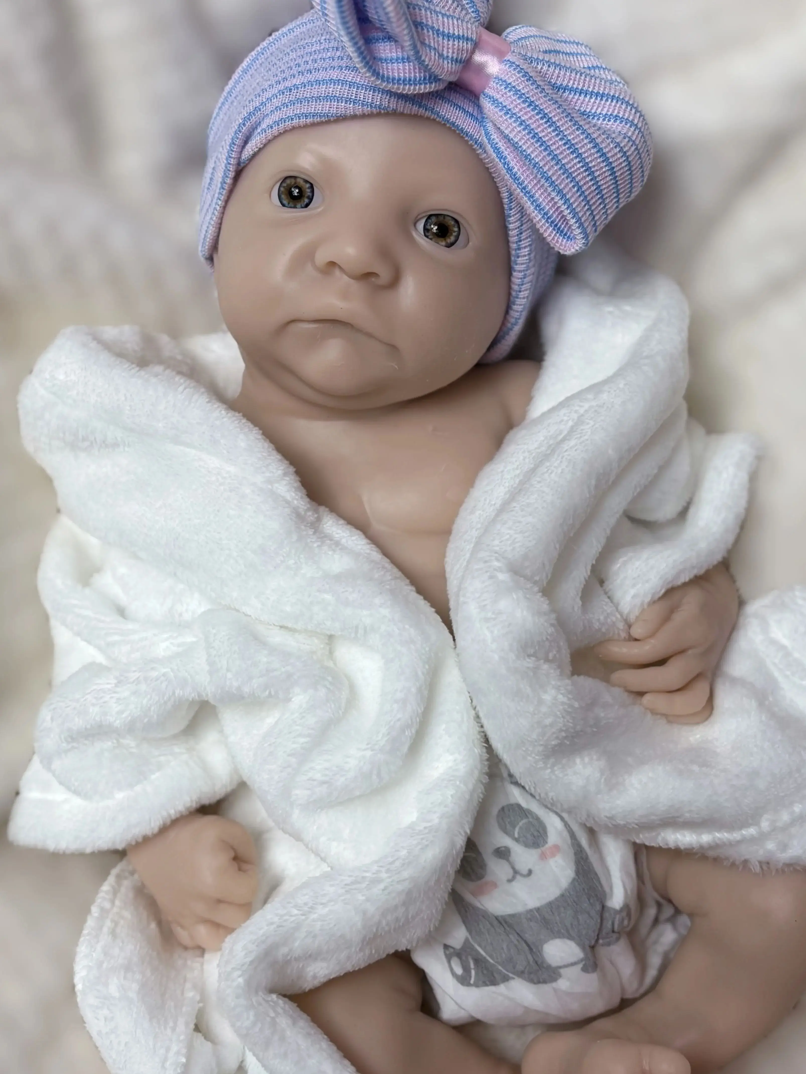 New 17 Inch Lifelike a white embryo silicone Reborn Boy doll For Children Birthday‘s Gifts Handmade soft to touch Baby
