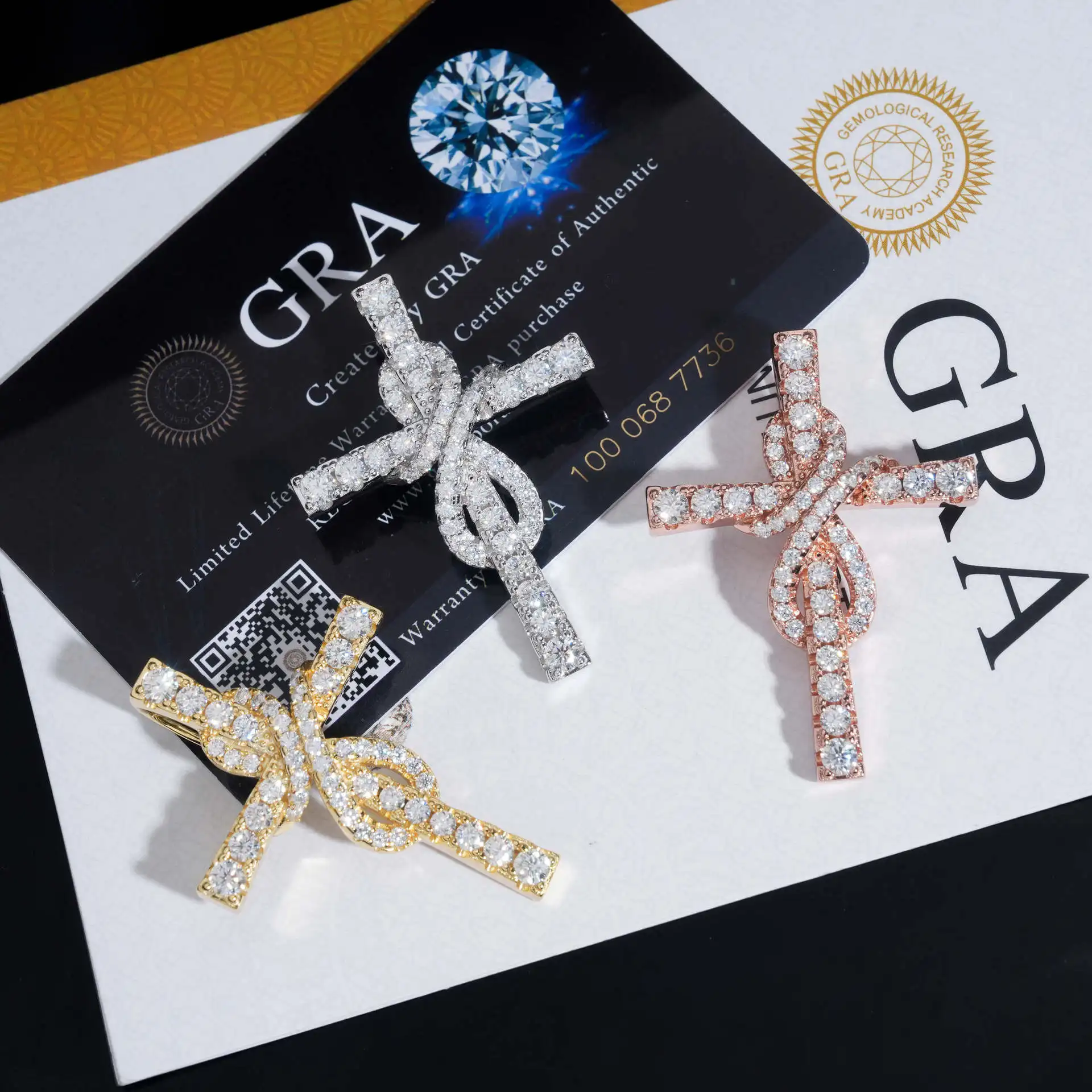 

Moissanite Jewelry Charms Cross Iced Out 925 Silver Hip Hop VVS Diamond Pendant for Necklace