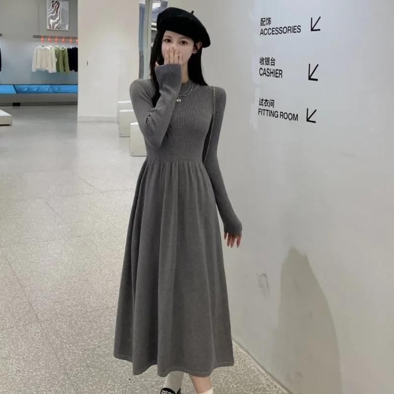 Temperament Mock Neck Solid Color Midi Dress Women Autumn Fashion All-match Long Sleeve A-line Skirt Appear Thin Casual Dresses