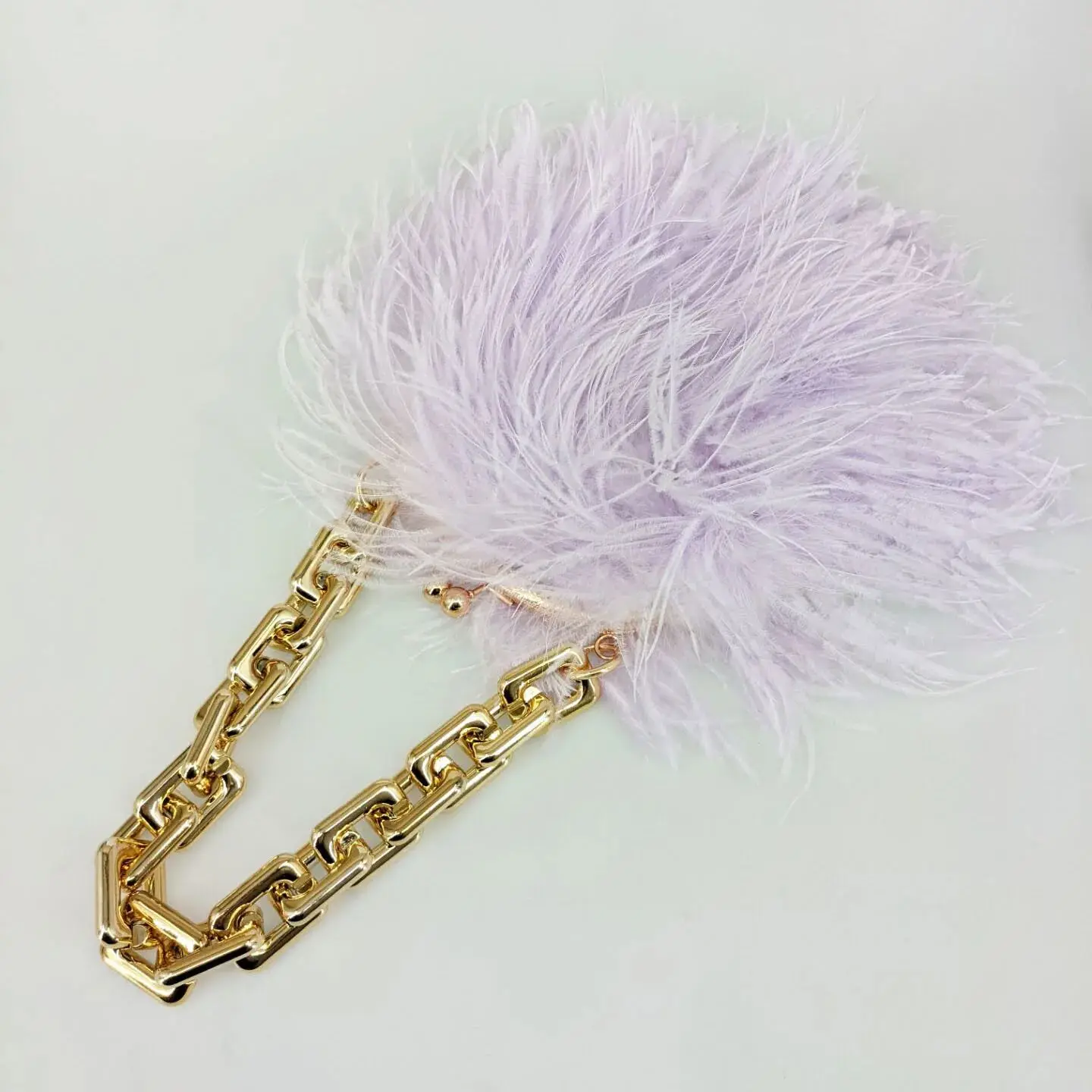 Real Natural Ostrich Feather Mini Handbag With Gold Big Chain 2024 peach fuzz Chic Furry Romantic Party Concern Dinner Wedding