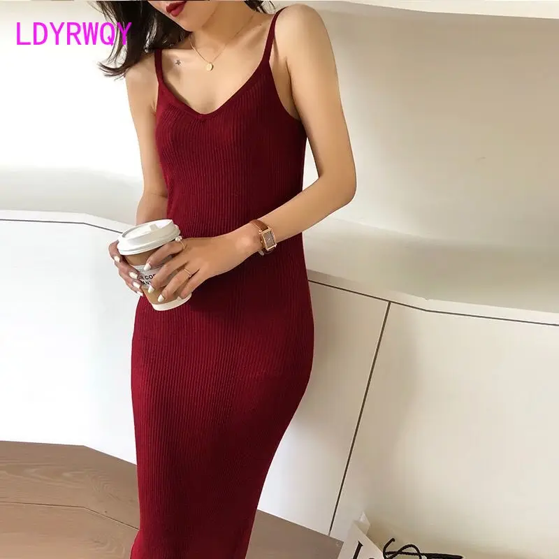 

Suspended Dress for Women with Summer Underlay, Slim Fit, Slim Mid length Knitted Fashion Suspended Dress for Women