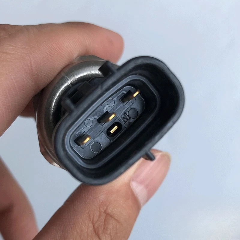 Für Toyota Corolla, Vios, RAV4 CVT Getriebeöldrucksensor