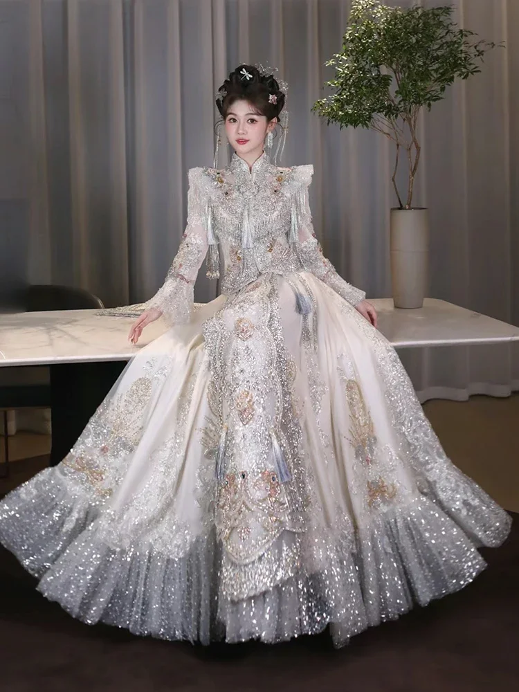 Chinese traditional wedding dress Chinese new Hanfu embroidery fringe silver slim-fit fishtail dress