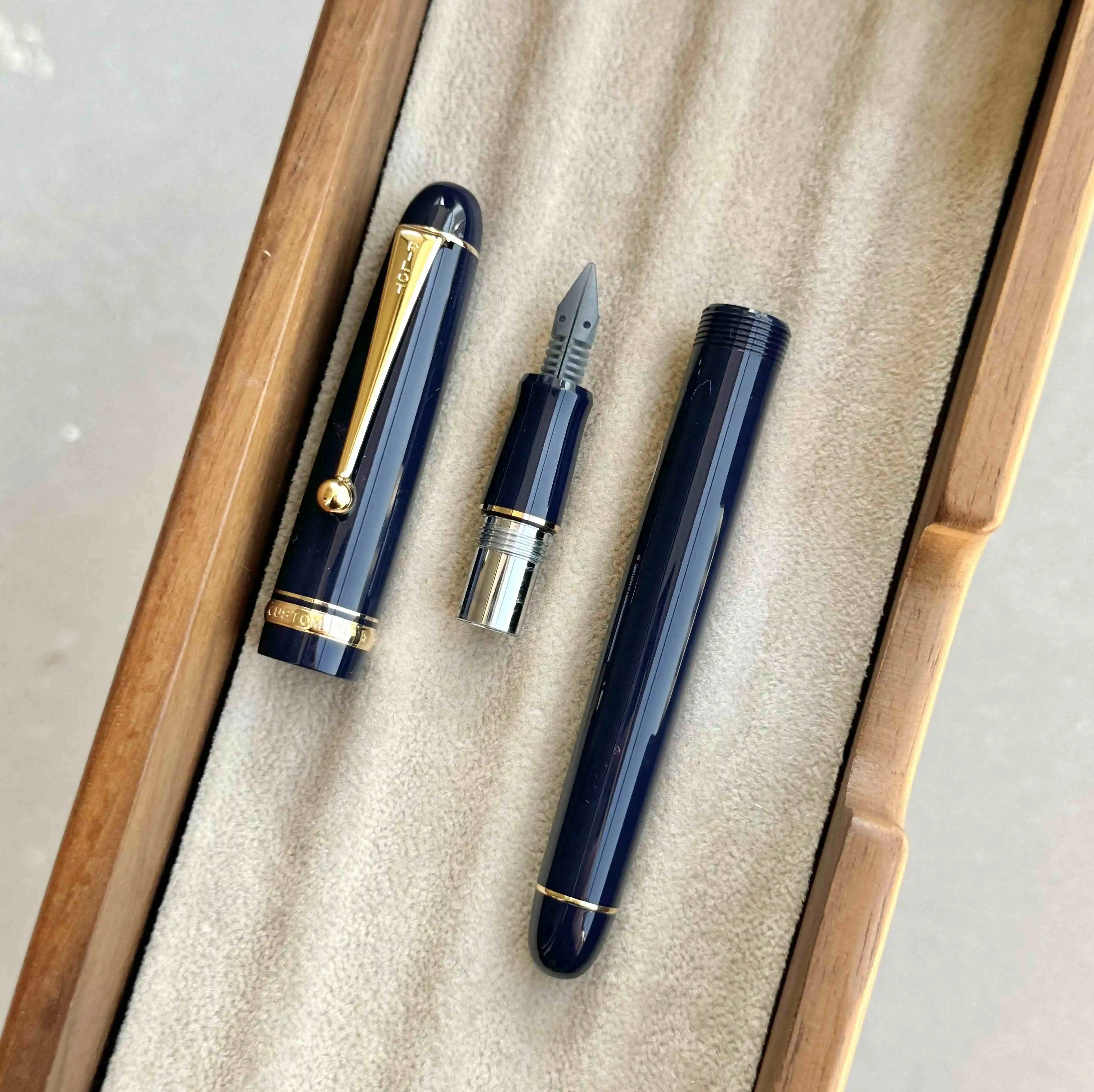 PILOT パイロット 万年筆 カスタム74 K14ペン先5 詳細ページ | 万年筆 ボールペンなど高級筆記具の販売・買取