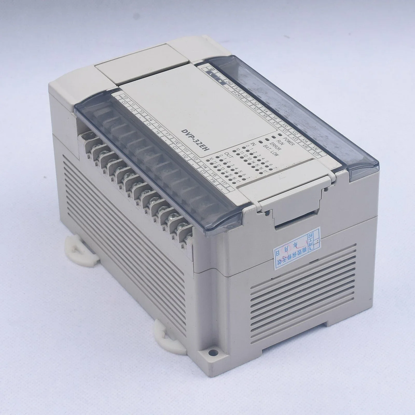 متوفر وحدة PLC DVP48EH00T2 DVP48EH00R2 شحن سريع