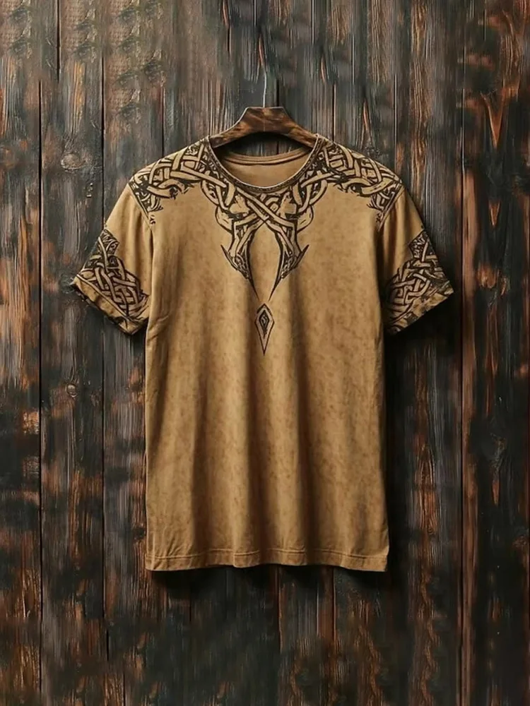 Neues Retro-Outdoor-Streetwear-Hemd für Herren, locker geschnitten, kurzärmelig, mit Tribal-Ethno-Symbol-Print, modisches Herren-T-Shirt – Detail 4