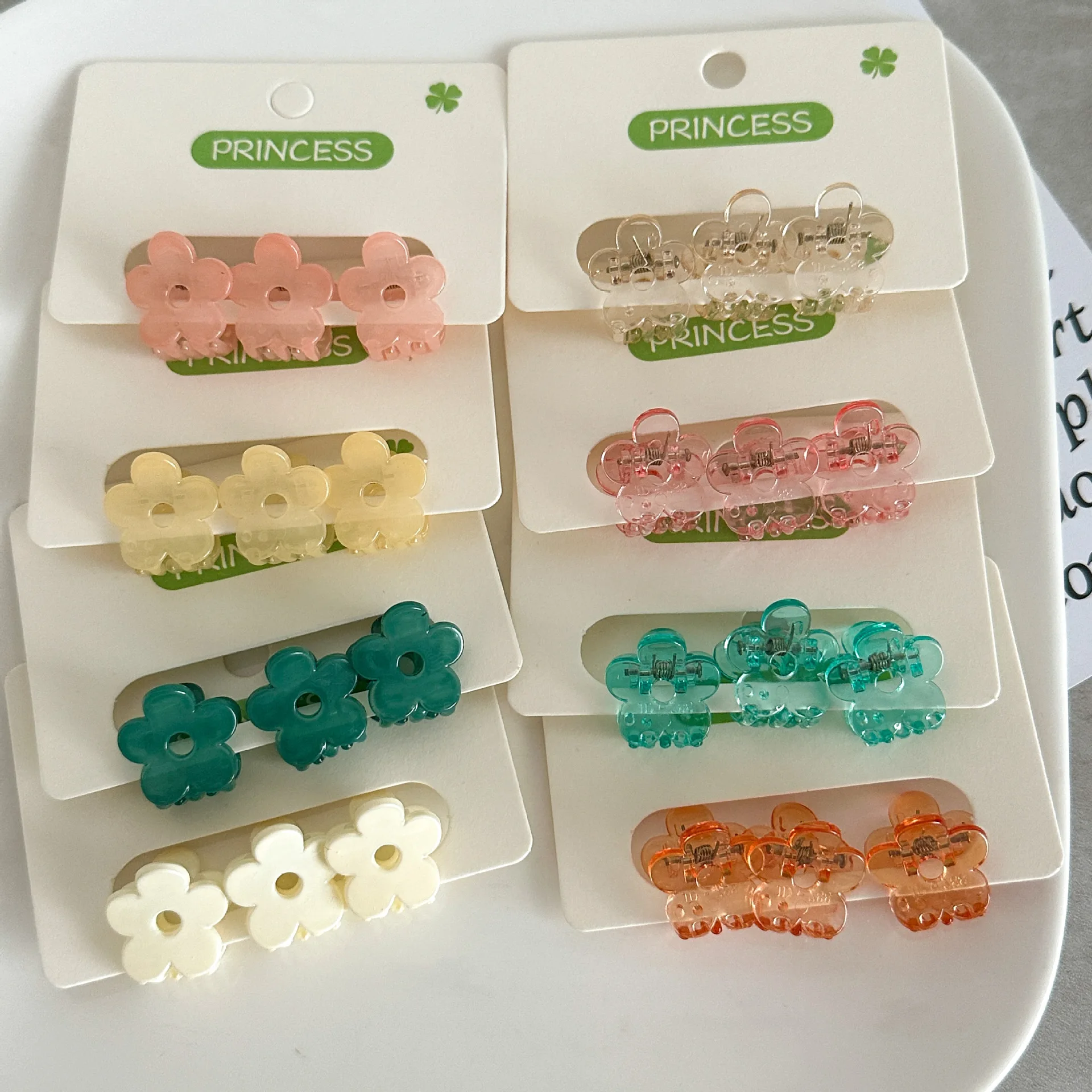 

Милые заколки для волос, 3 шт., цветной цветочный дизайн, нескользящие мини-заколки для женщин и девочек, боковая челка