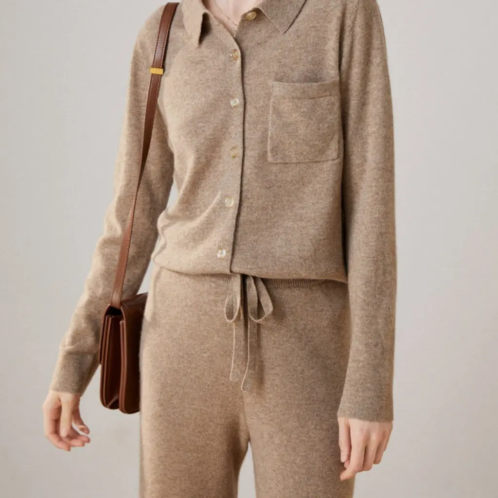 

Women's Cashmere Knitted Cardigan Long-Sleeved Polo Collar Sweater Soft Skin-Friendly Comfortable All-Match Slimming Thick Top