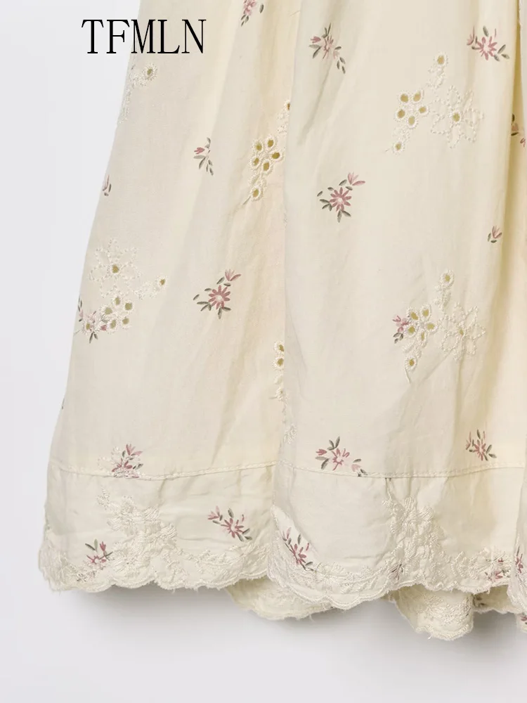 TFMLN 스위트 여성 꽃 프린트 스트랩 드레스 2025 여름 보우 민소매 Sqaure 칼라 a 라인 인과 드레스 패션 숙녀 드레스