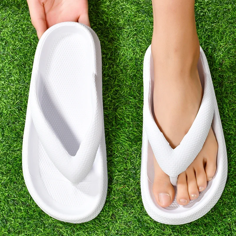 Womens Slippers Soft Sole Platform Flip Flops Women 2024 Summer Beach Non Slip Men Slippers Coulple Thick Sole Bathroom Slippers