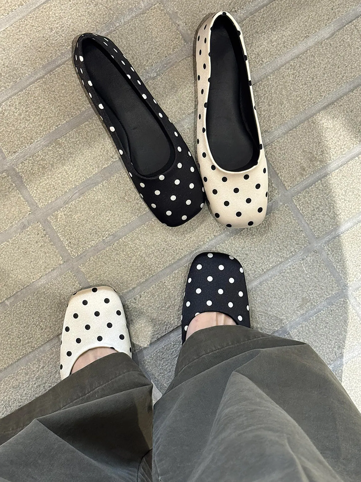 バレエスタイルの水玉模様のフラットボトムスリッポンレディースシューズ春夏新作マッチングスカートマリージェーンビーンシューズ