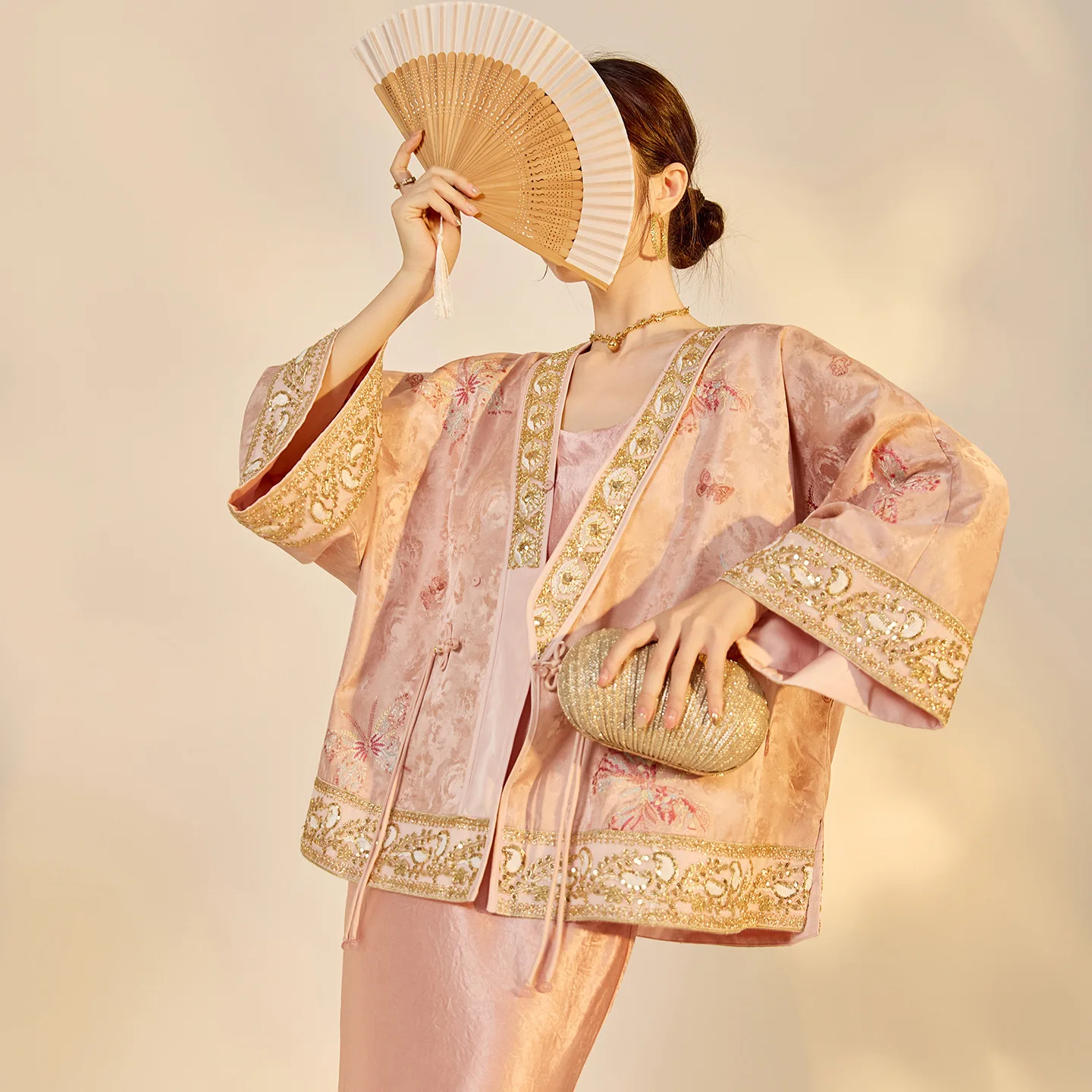 

Новое пальто в китайском стиле, модная дизайнерская куртка на шнуровке с вышивкой, женский элитный свободный кардиган, топ