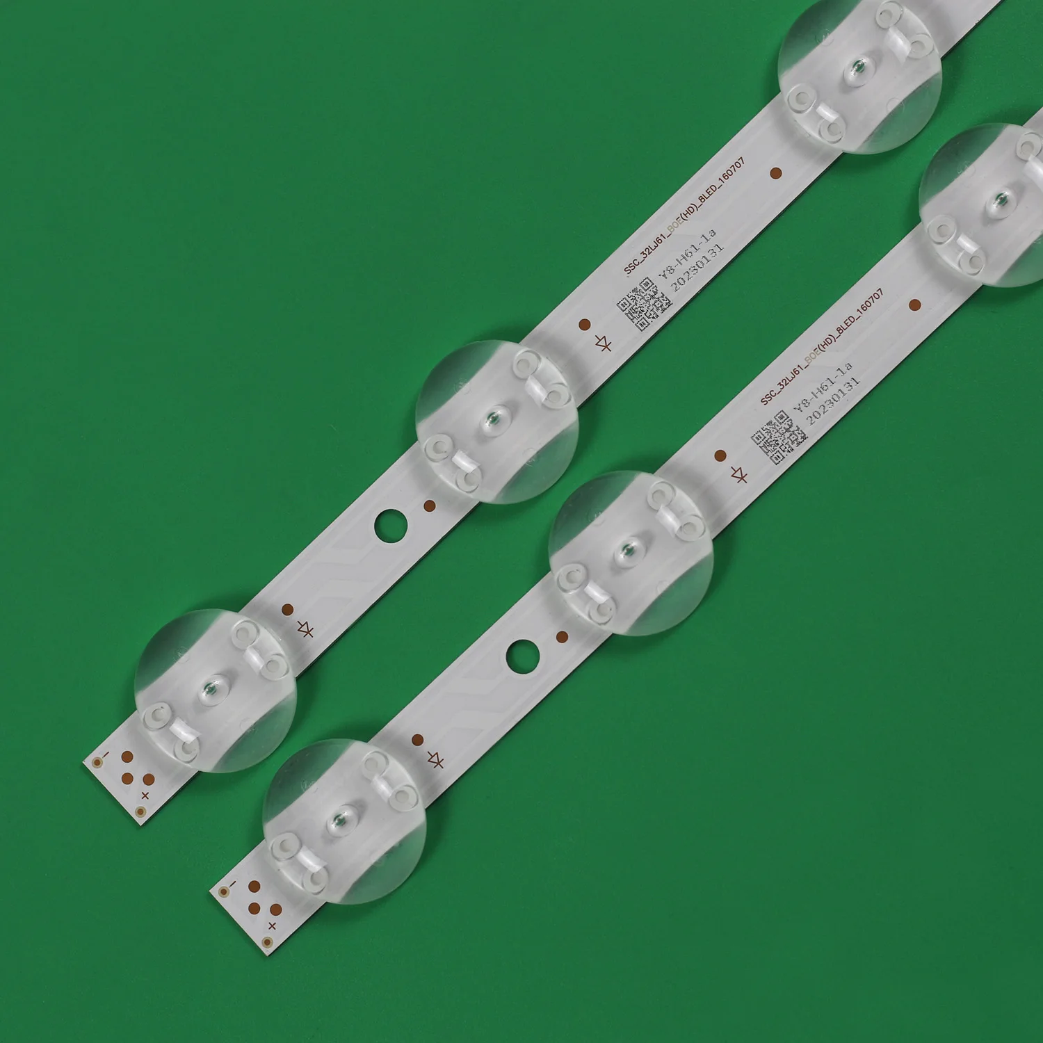 2 PCS 8LEDs LED strip for SSC_Y19_32LM63_HD_S 32LM55 32LJ510B 32LJ510U 32LJ510V 32LJ519U 32LV340C-ZB 32LK510BPLD 32LK615BPSB