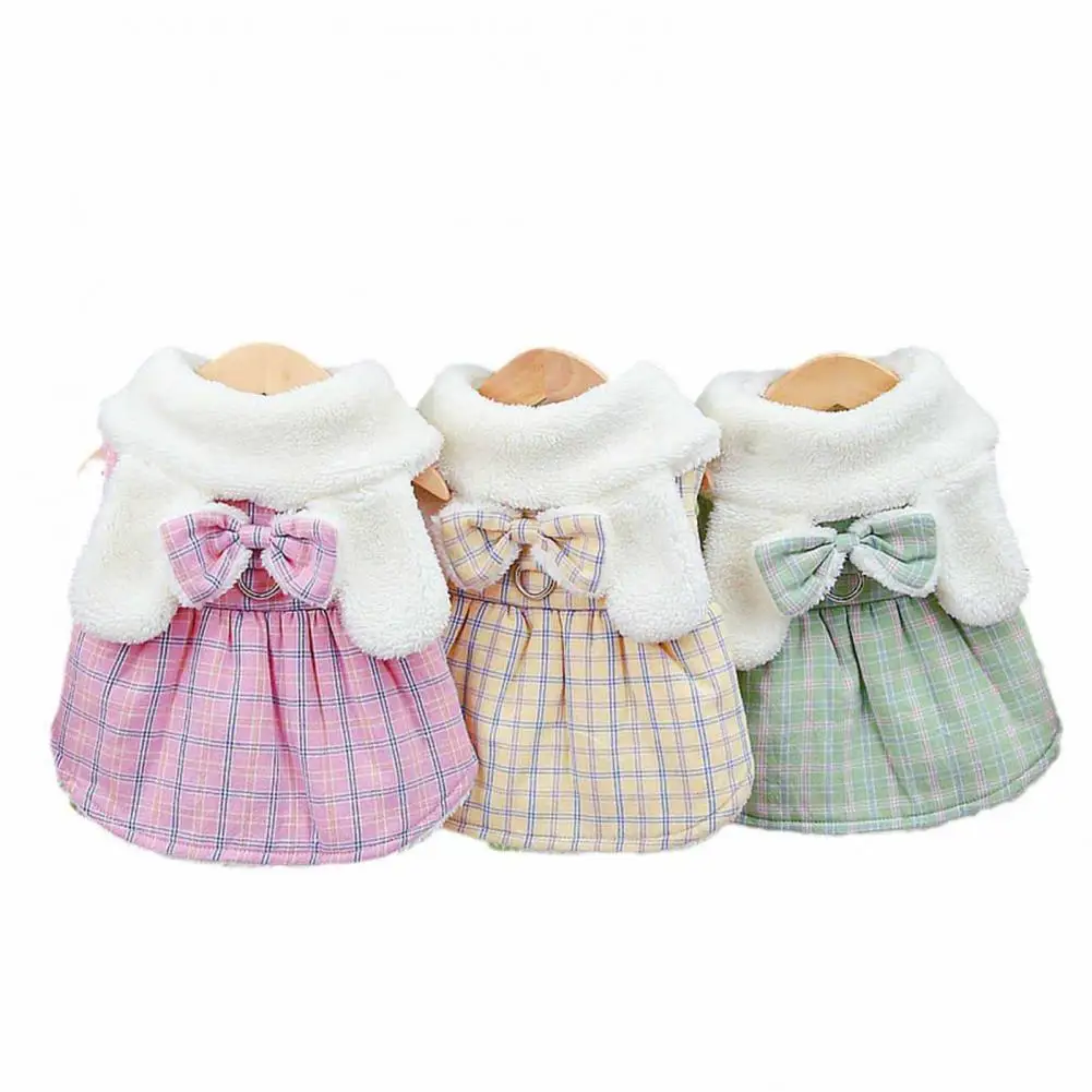 

Lapel Design Pet Dress Pet Dress for Going Out Winter Warm Pet Dress with Plaid Pattern Bow Traction Ring Stylish for Cats