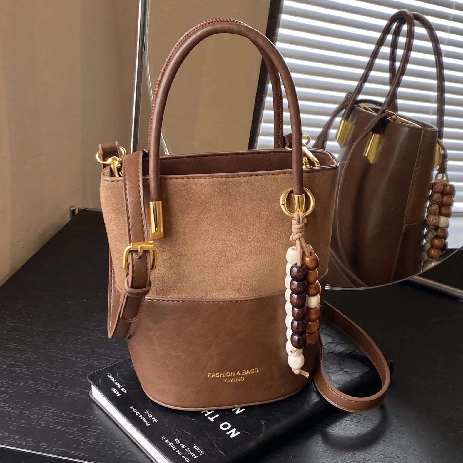 

Versatile Suede Bucket Bag - Women's Retro Crossbody Shoulder Handbag for Daily Stylish Use