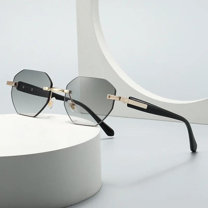 New Retro Frameless Cutting Edge Polygon Frame UV400 Sunglasses Outdoor Street Style HD Comfortable Rimless Anti-UV Sun Eyewear