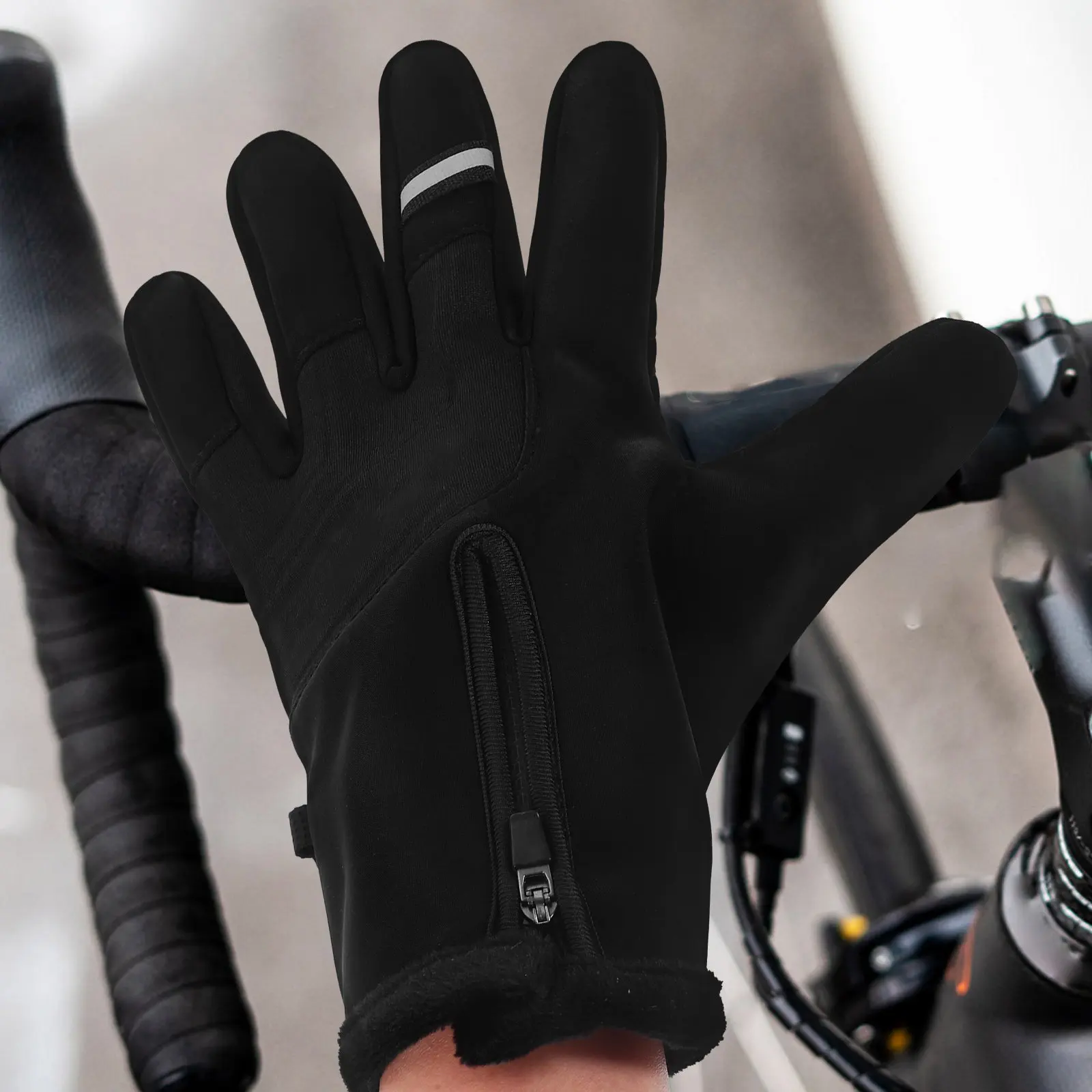 

1Pair Winter Cycling Gloves for Men Touch Screen Compatible Warm Windproof Bike Gloves Outdoor Running Fishing Cycling Sports