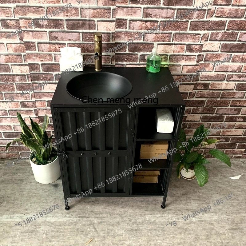 

MF Retro, wash basin creativity, hotel integration, floor column washing table