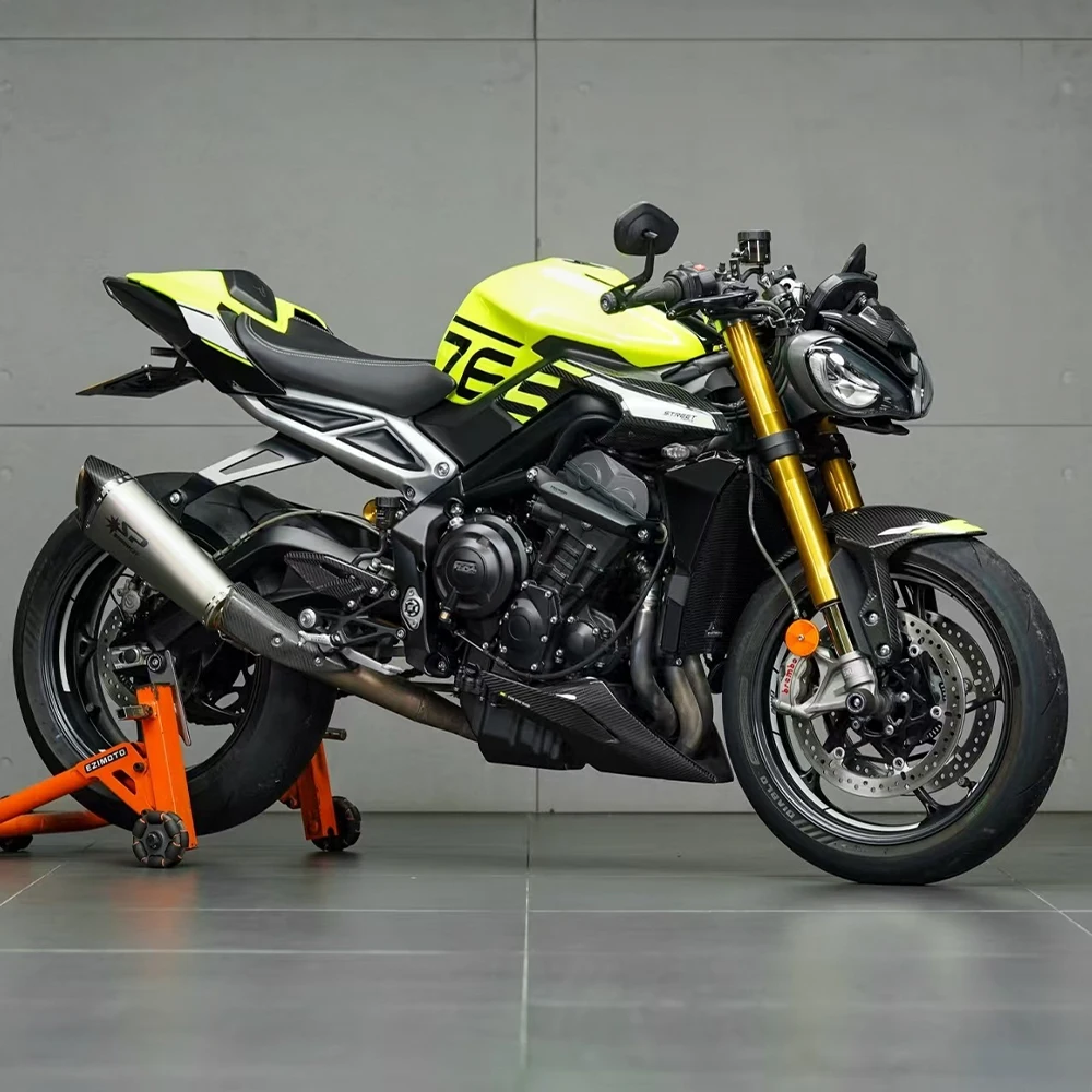 For Triumph Street Triple 660 765 R RS 2016-2024 Heel Guard Plates Foot Rests Weight Reduction Carbon Fiber Moto accessories
