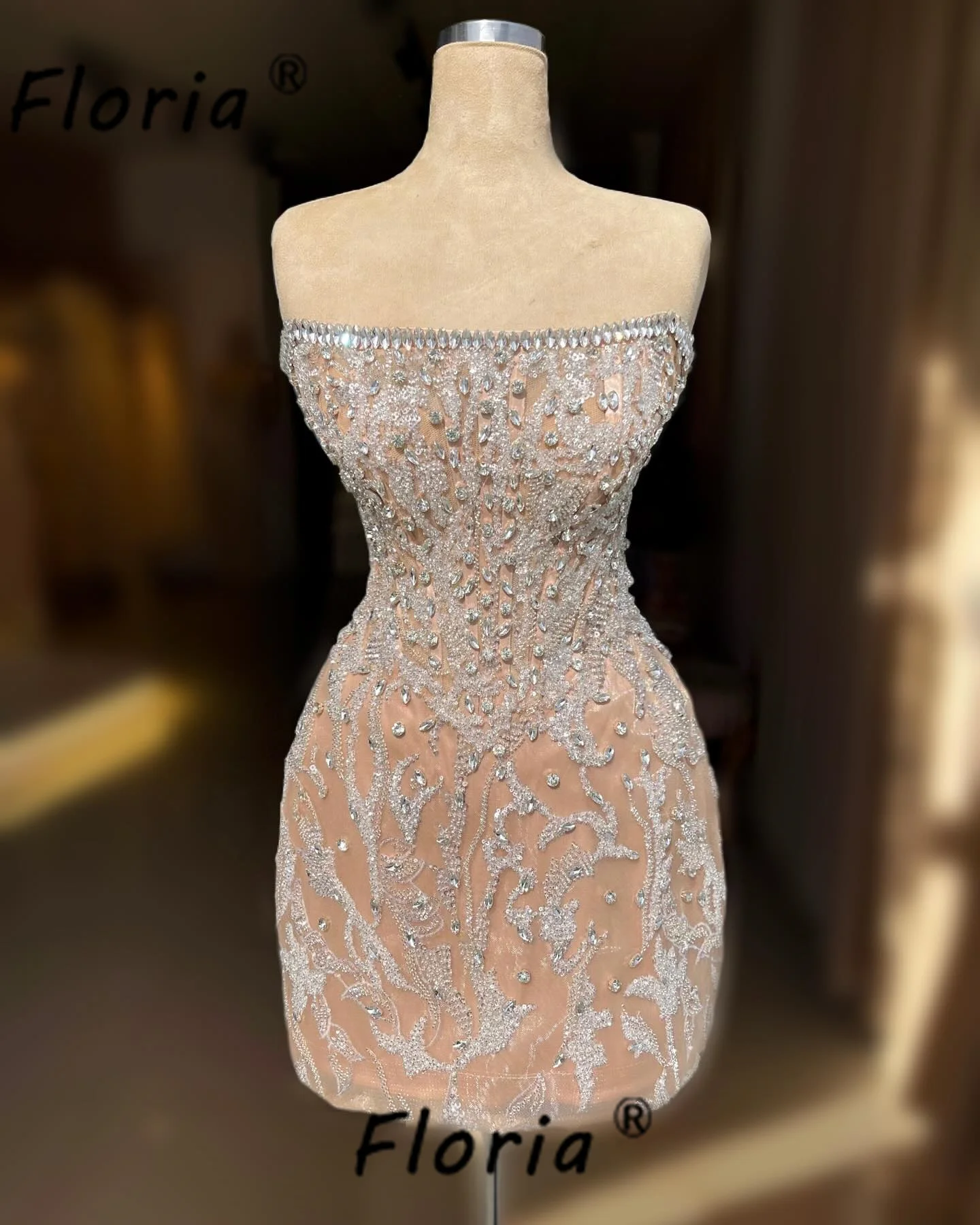 

Luxury Beaded Crystal Short Cocktail Dress Sparkly Mini vestidos de coquetel Party Dresses vestidos para eventos especiales 2025