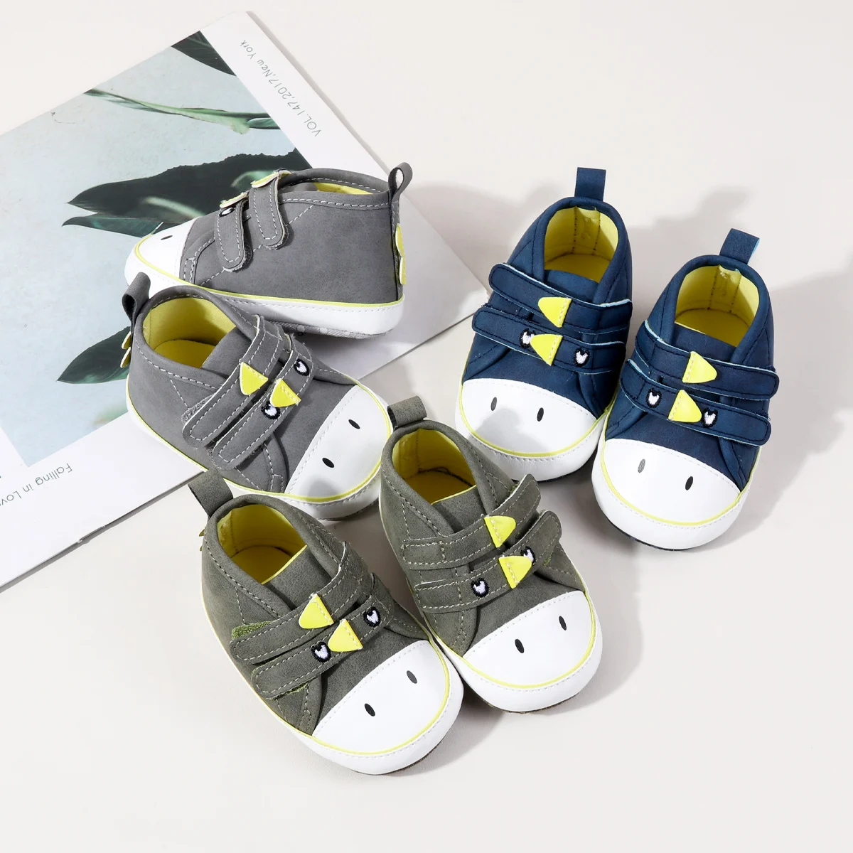 

Spring And Autumn Baby Boys And Girls First Walking Indoor Outdoor Toddler Shoes Cute Design For 0-18 Months Soft Cotton Sole