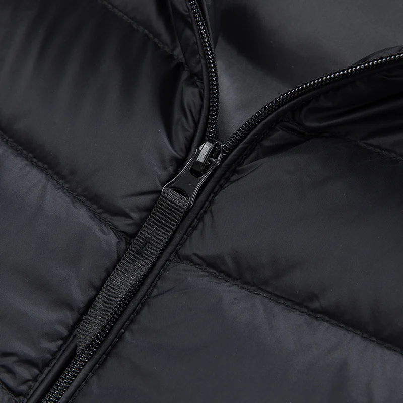 Men's Hooded Sleeveless Puffer Jackets 2023 New Arrivals Autumn Winter 90% White Duck Down Men Ultra Lightweight Coats