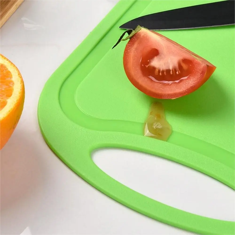 Rectangle Nonslip Plastic Cutting Board with Groove Handle Chopping Board Easy To Clean Multicolor Chopping Block Baby Food