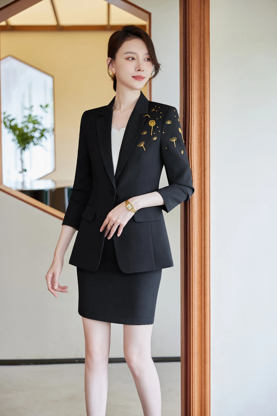 AIyssa Professional Women\'s new autumn and winter high-quality skirt suit to lead the fashion trend