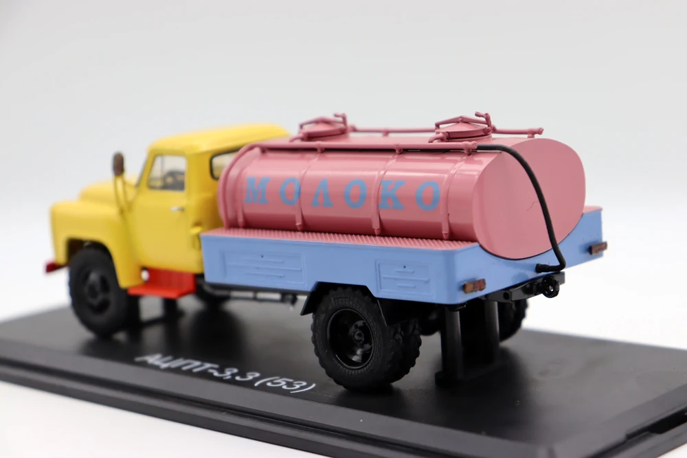 SSM 1/43 Scale 1:43 ACPT-3,3 GAZ-53 Milk TRUCK USSR Cars Diecast Models for collection