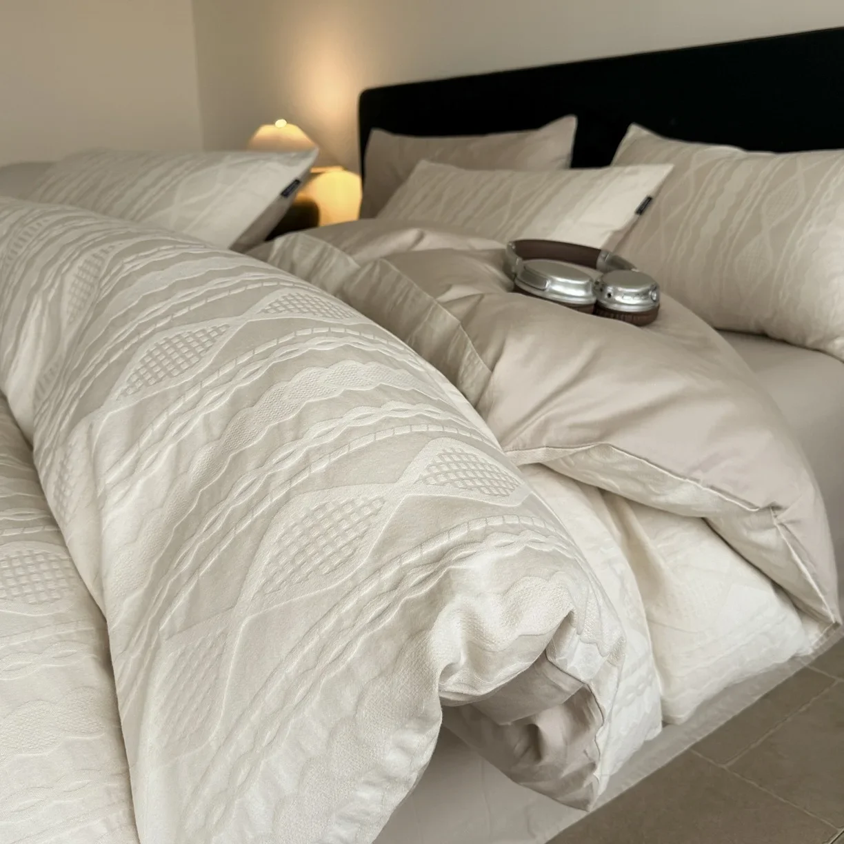 4pcs Jacquard Weaving Bedding Set for adults Bedroom Soft Cotton Duvet Cover Pillowcase Bedspread Simple Bed Sheet Set Bed Linen
