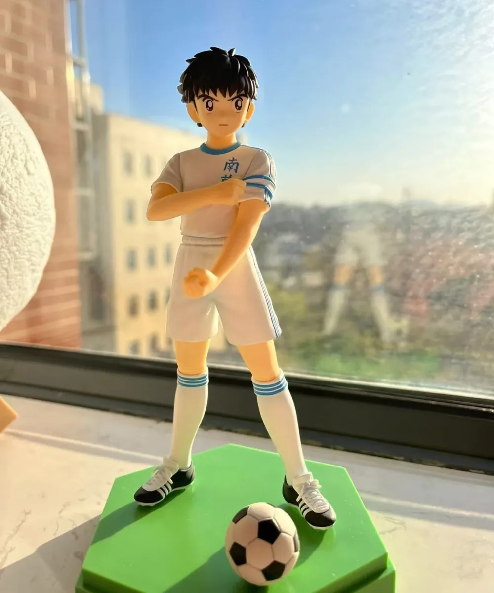 18cm Kapitan Tsubasa Anime Figurka Ozora Tsubasa Figurki akcji Hyuuga Kojirou/Wakabayashi Genzou Figurka Kolekcja Model Zabawki