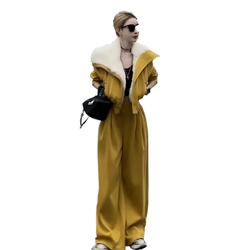 Retro Commuter Suit Women's 2026 Autumn and Winter New Velvet Thickened Large Lapel Thermal Sweater Casual Pants Two-piece Set