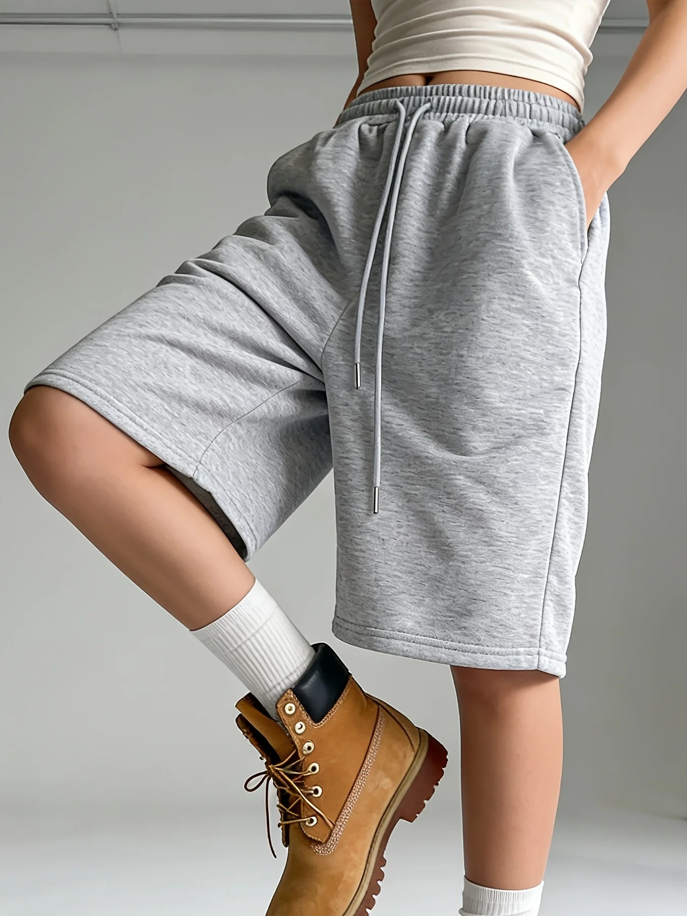 Women's Casual Sports Shorts with Elastic Waistband, Wide Leg Shorts, Straight Leg, Five Inch Mid Length, Loose Drawstring