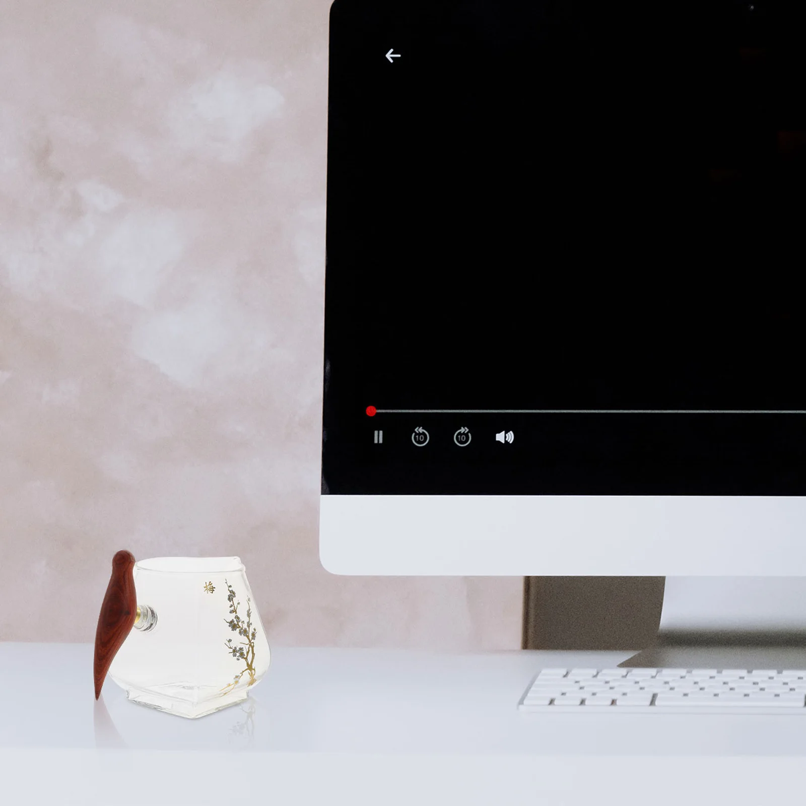 

Glass Gravy Boat Transparent Sauce Pitcher for Serving Salad Dressing Hot Cold Gravy Sauce Dispenser Salad Dressing Pourer