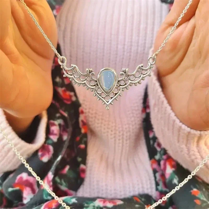 Hollow Out Wedding Necklace for Women with Pear Imitation Opal Stone Antique Silver Color Special-interested Girl Jewelry