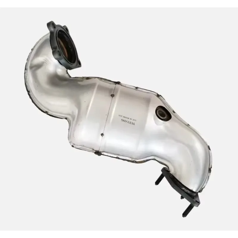 Manufacturer Supplie Euro2 Euro5 Three-way Catalytic Converter For Buick Regal LaCrosse Malibu 2.0L Ceramic CatalystATV&UTV