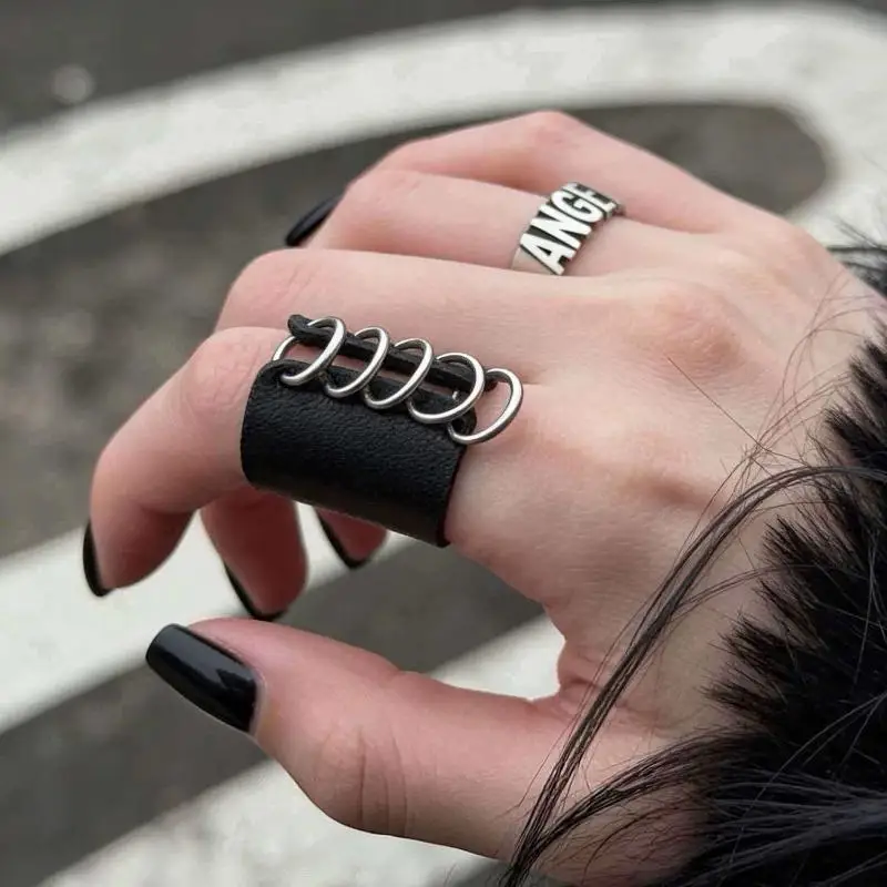 Dark Punk Black Ring Minimalist Geometric Finger Ring Leather Texture Fashion Personality Gothic Trendy Jewelry Women Men