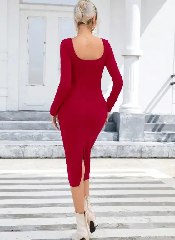 

Elegant Hip Hugging Long Sleeved Dress 2026 Square Neck Back Hem Slit Design Revealing Figure Fitted Gown