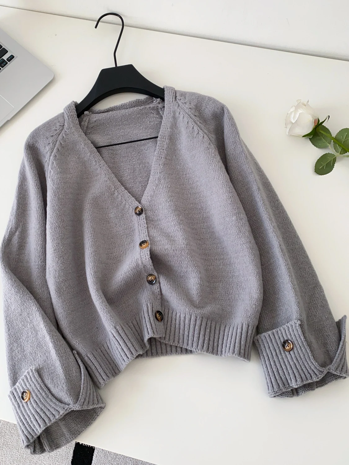 優しい風スレ ボタンアップまたはカジュアルVネックセーターコート レディース ルーズフィット スリミング 冬用アウター ニット ロングスリーブ