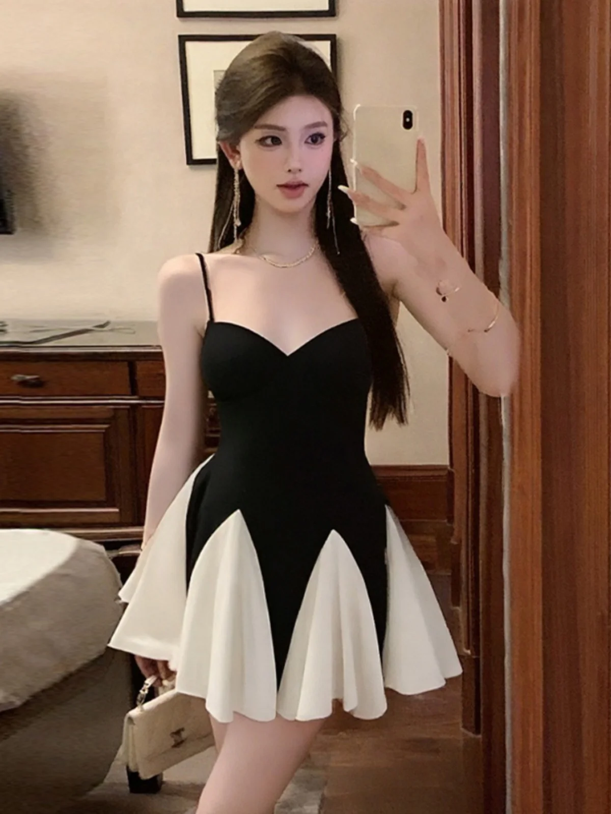 

Retro Pure Desire Color Blo V-ne Strap Dr A-line Slimming ort Dr Sexy Waist-cinching Design Sensual Summer Dr