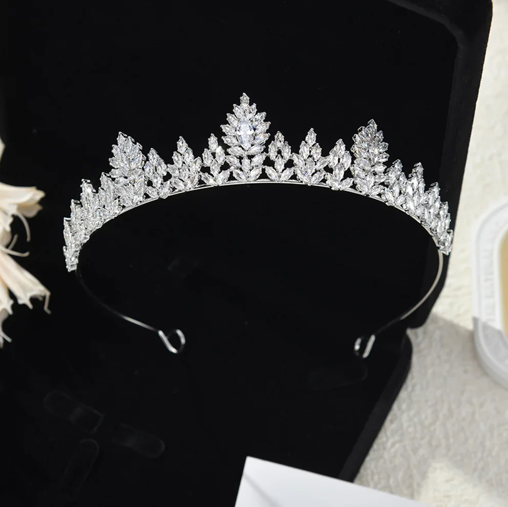 

Princess Crowns Tiaras For Wedding Bridal Headpieces Zirconia Crown For Women Girl 15 Years Party Bride Hair Jewelry Headdress