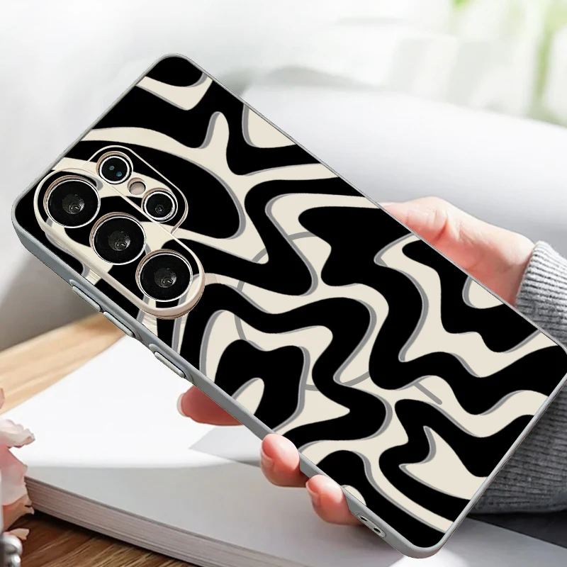 Black Striped Pattern Magnetic Phone Case For Samsung Galaxy S25 S26 Ultra S24 S23 FE A17 A56 A37 A16 A35 A55 A15 A36 A54 Cover