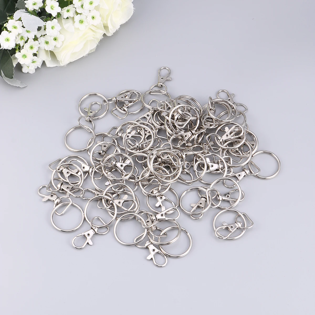 

50 Sets Metal Keychain Lobster Clasp D Rings for Dog Accessories 360 Degree Rotatable Zinc Alloy Key Rings Pet Supplies