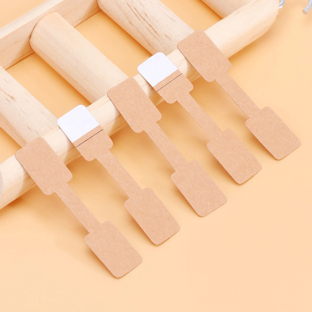 300 Pcs Necklace Price Tag Display Hanging Tags Jewelry Keyring Blank Small Labels Stickers Bracelet Rings