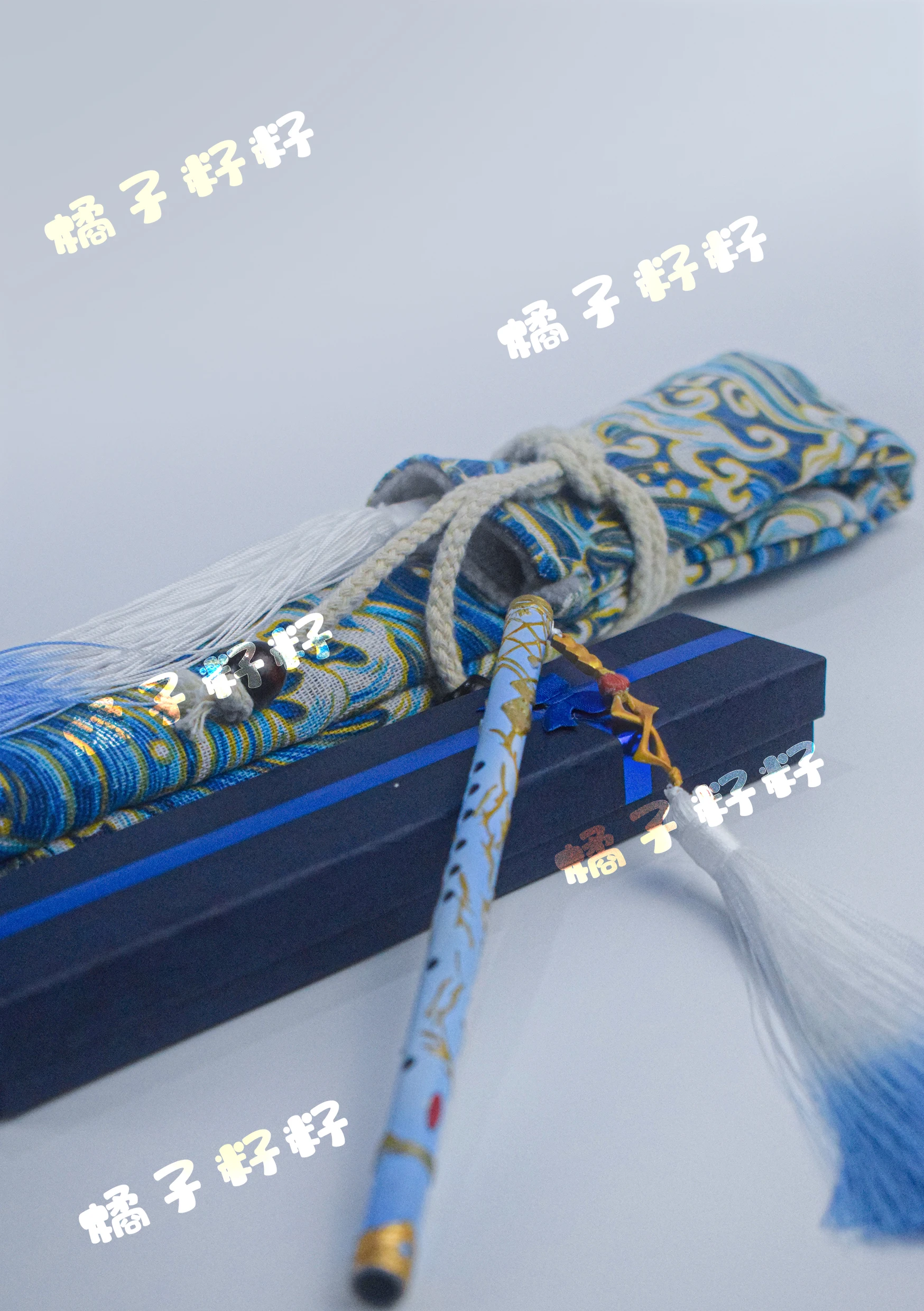 ความรักและ Deepspace Rafayel คอสเพลย์ Prop Rafayel ขลุ่ย Lemurian Sea God ขลุ่ยอาวุธ Mistsea Descent สําหรับ Hallowmas Party Prop