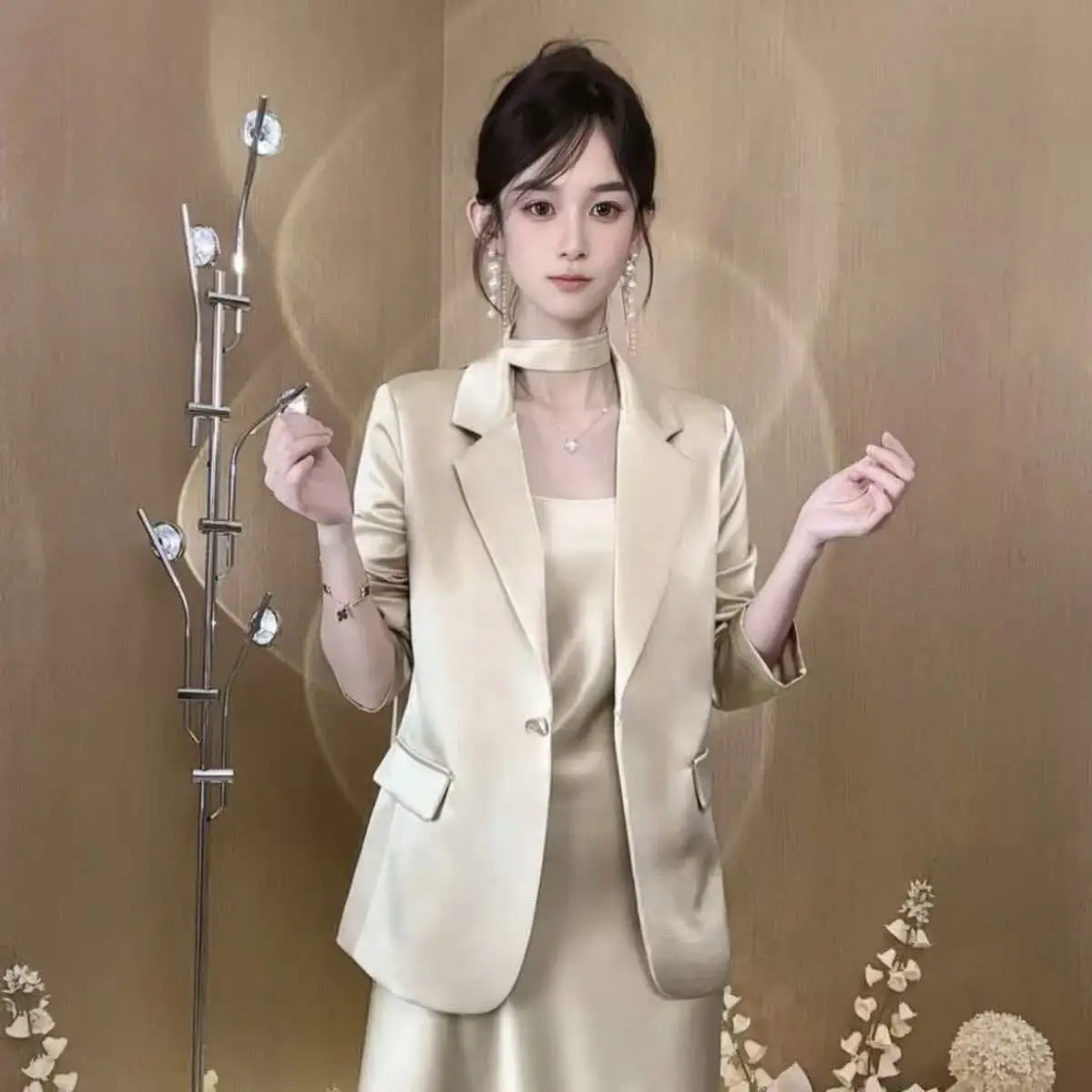 2026 Female Upgrade Double-sided Gilt Satin Suit Spring and Summer Women's New Fashion Light Luxury Thin Blazer Tide