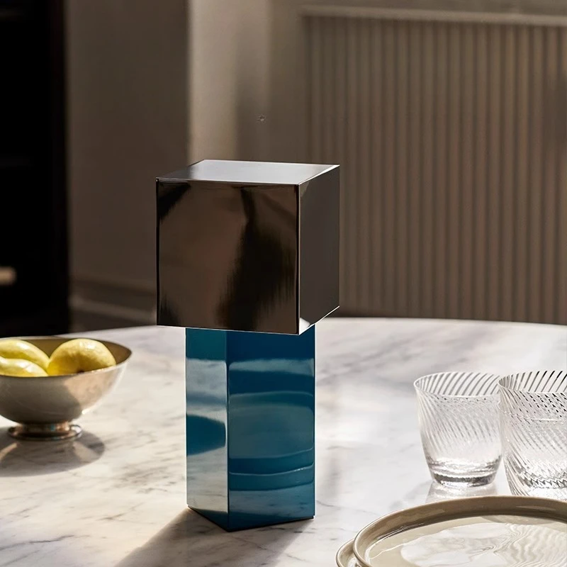 Draagbare oplaadbare bureaulamp