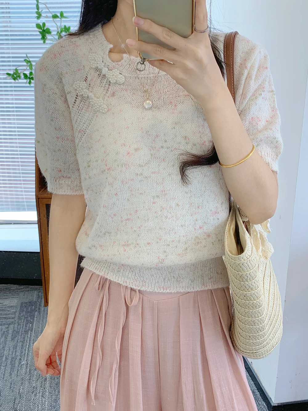 

Новинка 2025: Китайский трикотажный топ с круглым вырезом для женщин, летний, дизайнерский, в стиле Amy Ort, модный, для повседневной носки, свободный крой