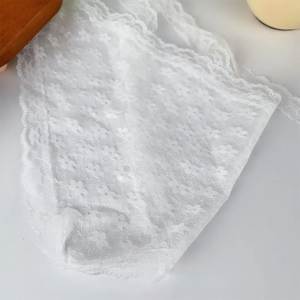 刺繍フラワートライアングルヘッドスカーフ Y2K ストリートウェア 原宿風レースヘッドウェア コットンシースルーレースミニスカート ジーンズデコレーション